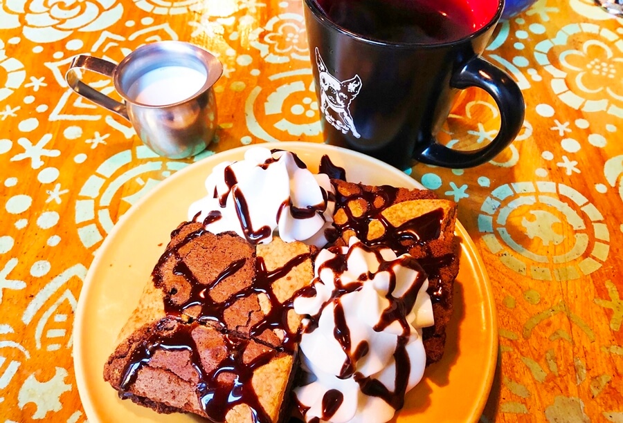 things to do in Salem Brownie at Gulu Gulu Café