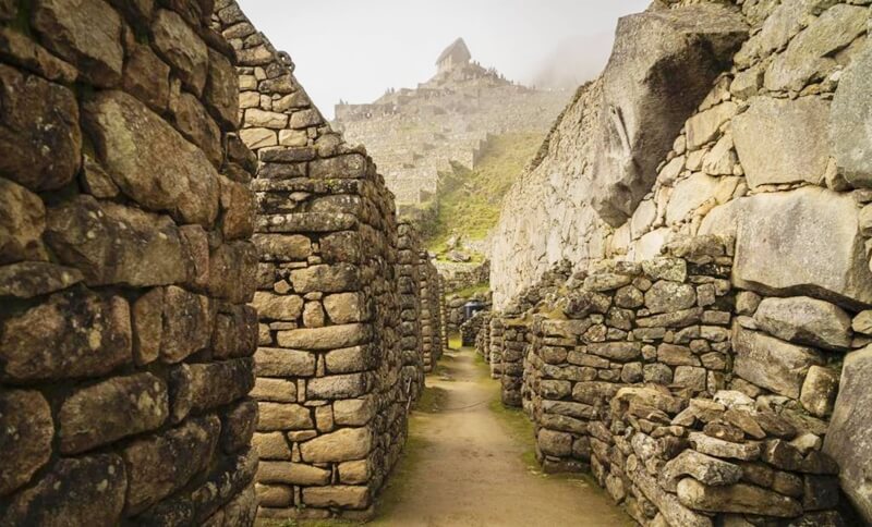 Travel Tips For Peru Walls of Machu Picchu