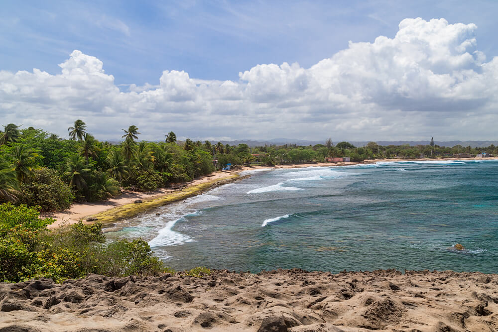 Beach around Cueva Del Indio - Indian Cave, Puerto Rico (1)