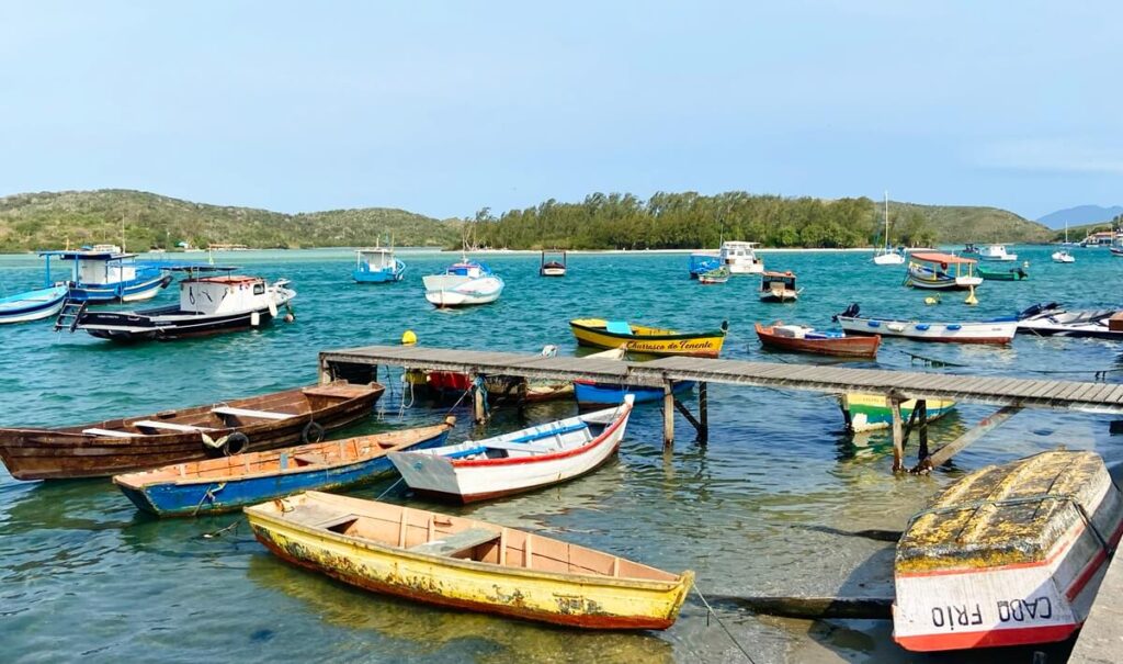 things to do in cabo frio boats in cabo frio, near arraial do cabo