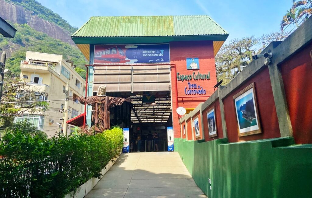 front view of the entry to Christ the Redeemer