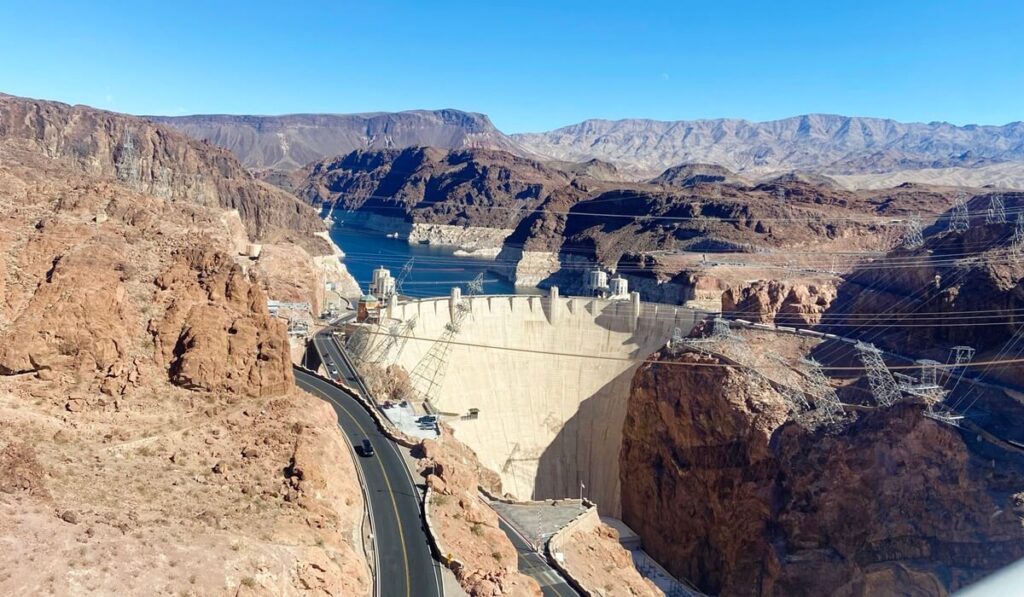 hoover dam in the way from las vegas to grand canyon
