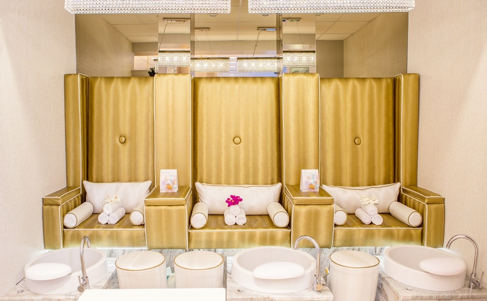 girls' trip to Las Vegas spa day for a girls trip to vegas