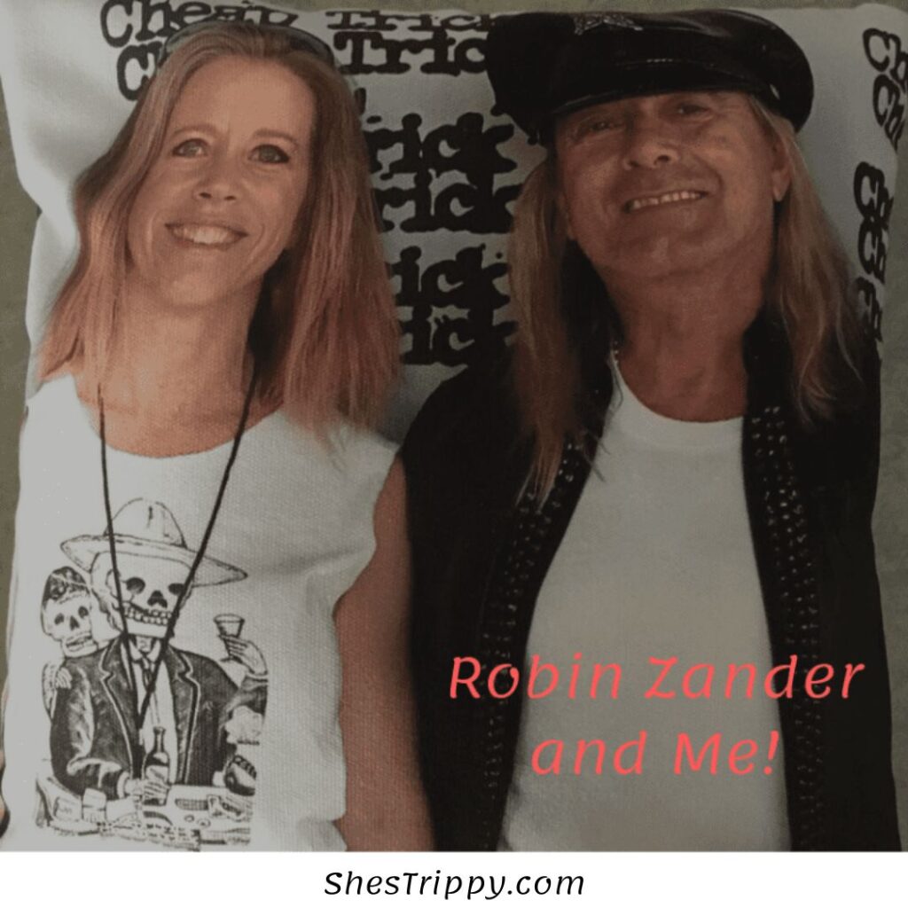 Robin Zander and Sheila Thomas Pillow #robinzander 