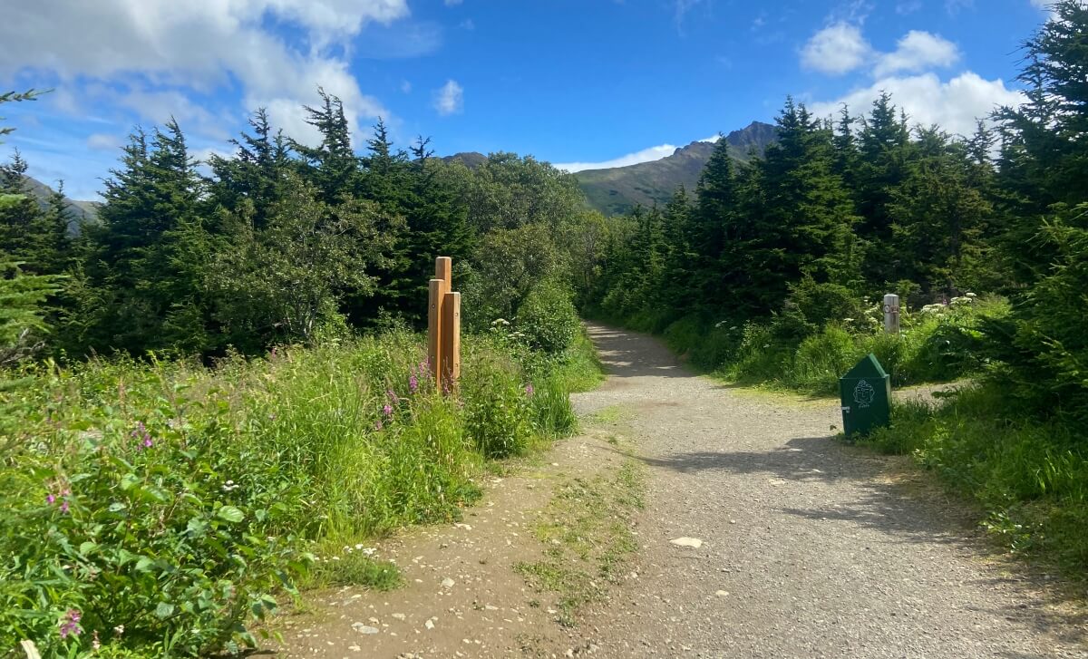 flattop mountain trail trailhead of flattop mountain