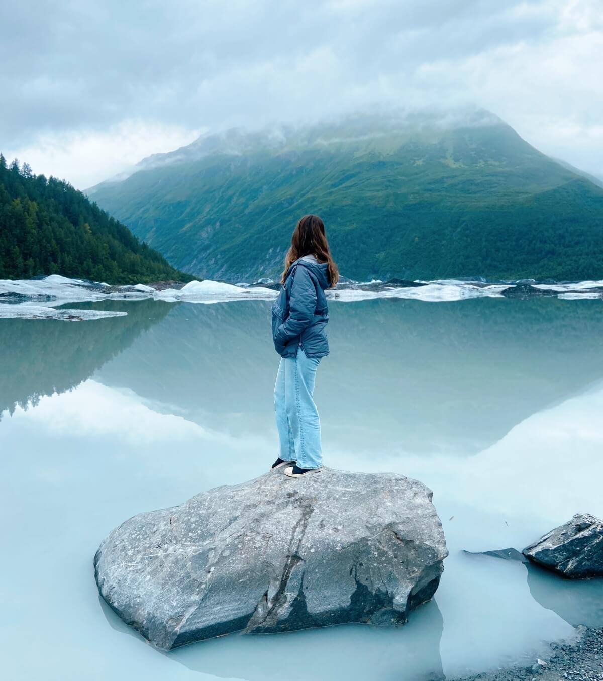 camila neves travel cami blogger in alaska